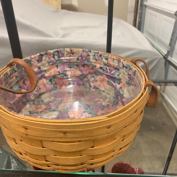 Photo of Longaberger basket