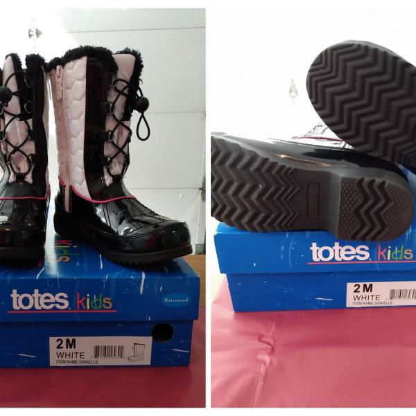 Photo of Like New Totes Winter Boots Size 2