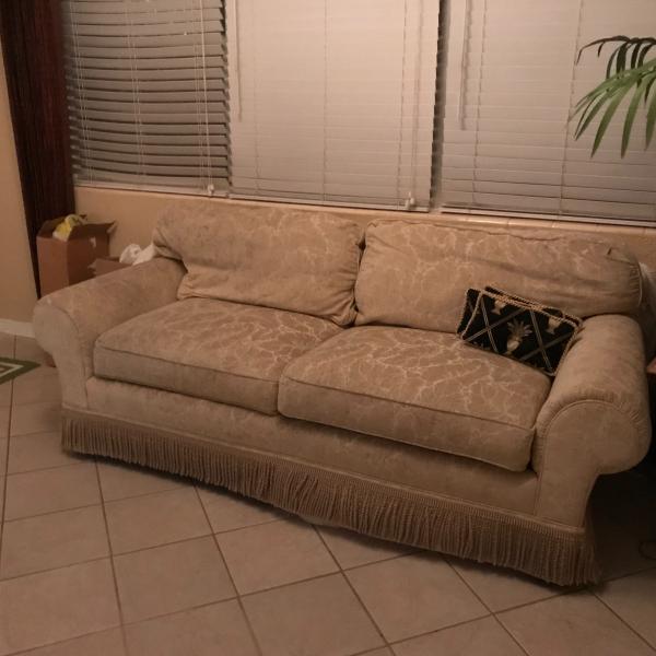 Photo of Living room set. 