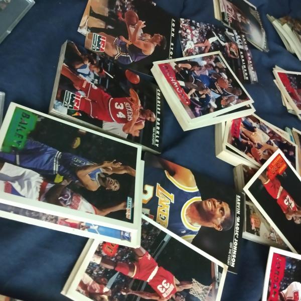 Photo of Upper deck and fleer Hockey and Basketball cards