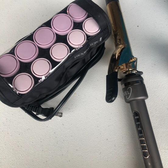 Photo of Travel rollers & 1.5” CURLING IRON