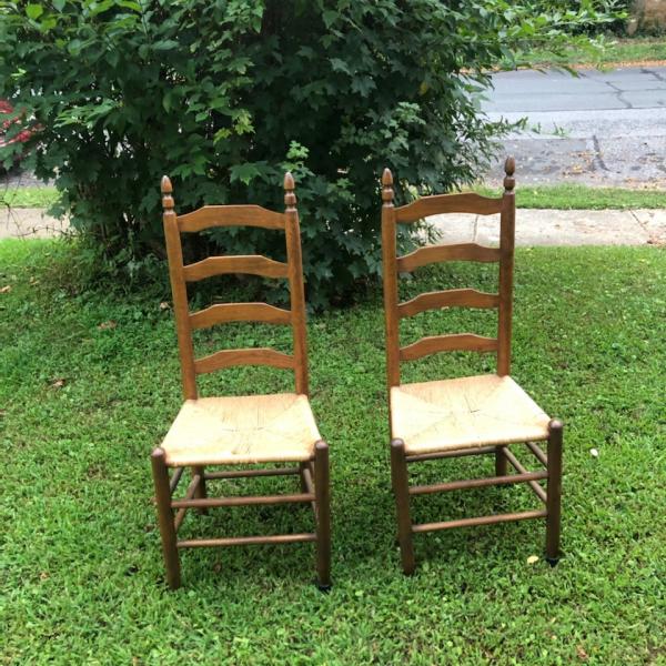 Photo of Chairs and table