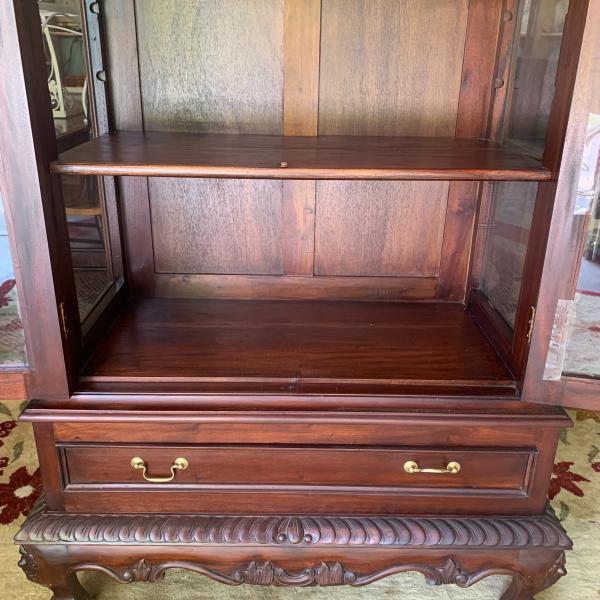 Photo of Vintage accent Victorian curio cabinet! 