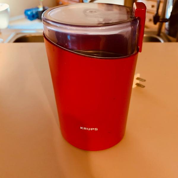 Photo of The Krups 203 coffee grinder... $10
