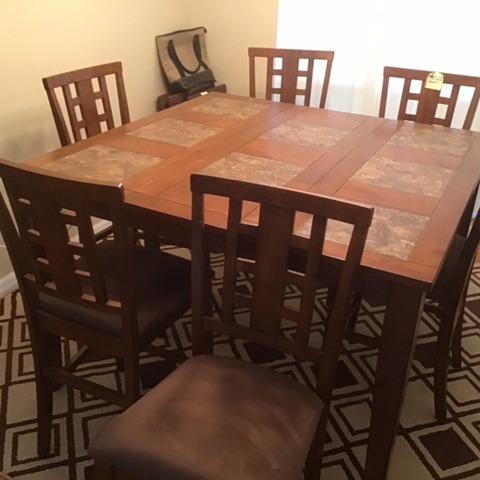 Photo of dining room table  with 6 chairs   like new