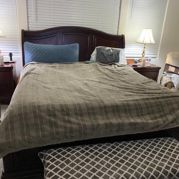 Photo of King size adjustable bed 