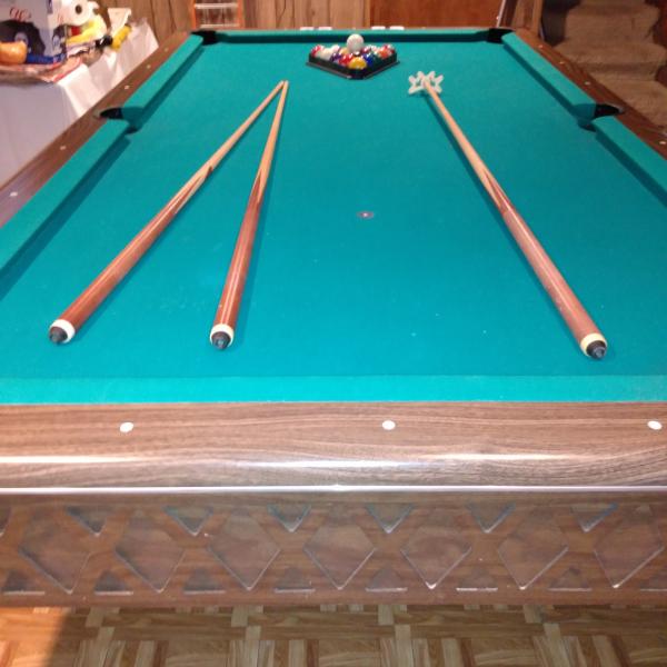 Photo of 8" Pool Table Stander Size
