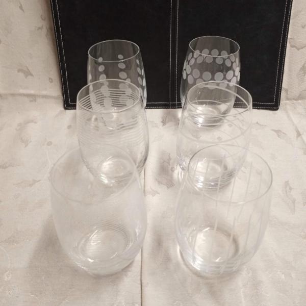 Photo of 6 glass tumblers