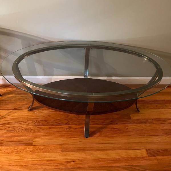 Photo of coffee table two end tables