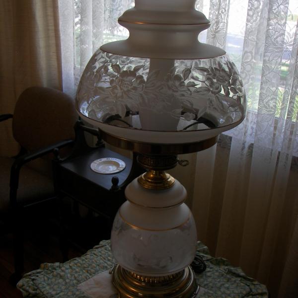 Photo of LARGE HURRICANE LAMP