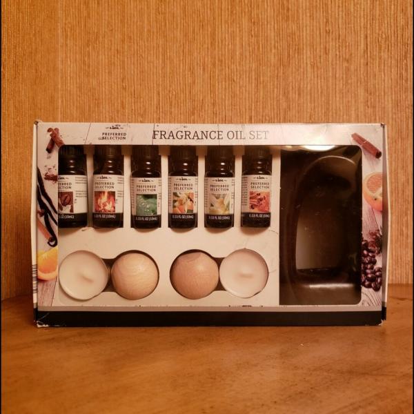 Photo of New Lidl Preferred Selection 11 piece Fragrance Oil Set with Diffuser Bowl