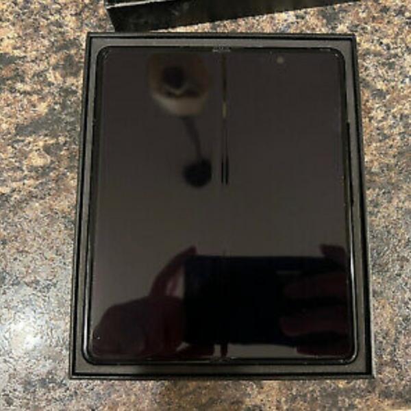 Photo of Samsung Galaxy Z Fold3 5G SM-F926U - 256GB - Phantom Black 