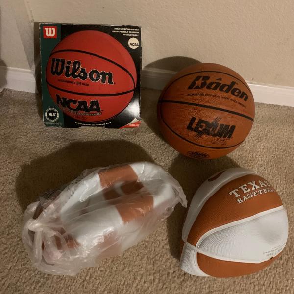 Photo of Sports-Basket balls/footballs x 4