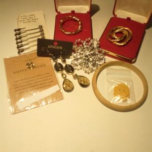 Photo of Vintage Jewelry, See Pictures
