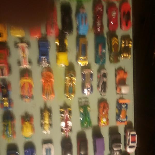 Photo of Assorted different Hot Wheels and Matchbox cars