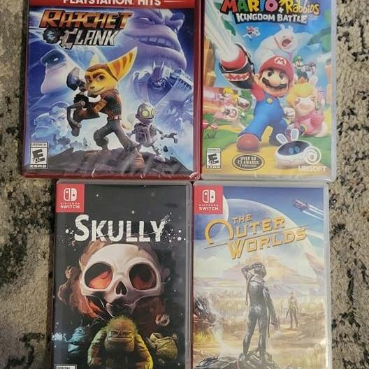 Photo of 4 Computer / PS4 & Nintendo Switch Games  $10 each