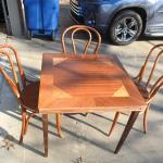 Beautiful vintage card table and 3 ice cream chairs