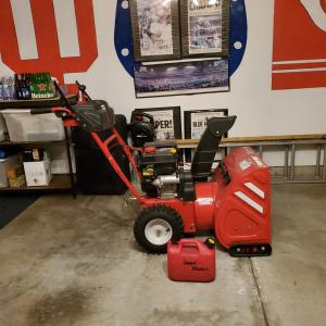 Photo of Troy built snow blower
