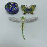 MMA and Butterfly Brooches with Cloisonné Box (SSJ - SS)