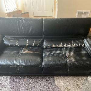 Photo of 100% genuine leather COUCH