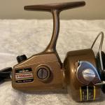 Daiva Spinning reel 7150 HRL with box and misc. papers
