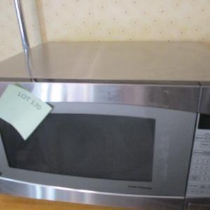Photo of GE Microwave