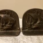 Vintage bookends clipper ship heavy (magnet sticks to bookends)