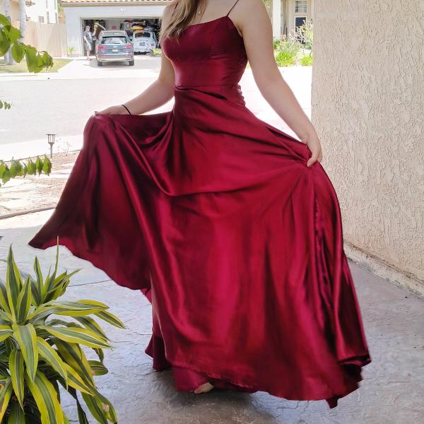 Photo of Red formal prom dress with pockets, lace back, twirly skirt, women's medium