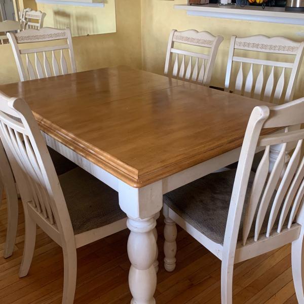Photo of Table and chairs 