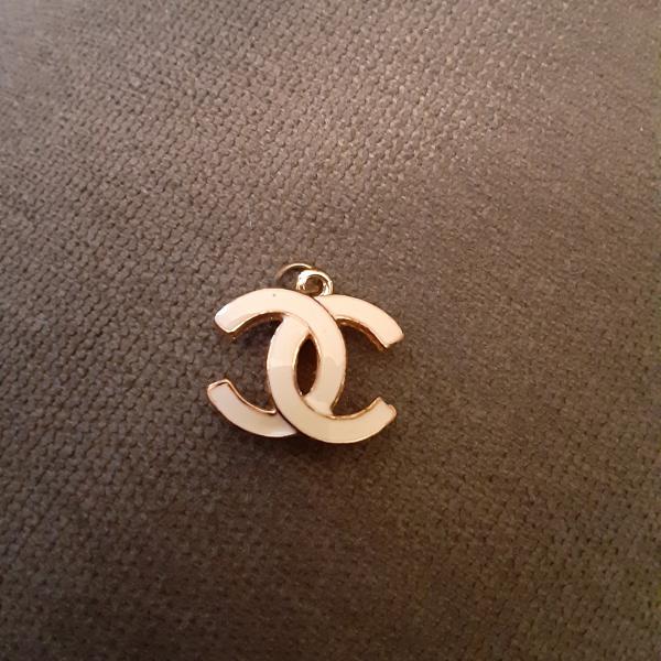 Photo of Chanel pendant