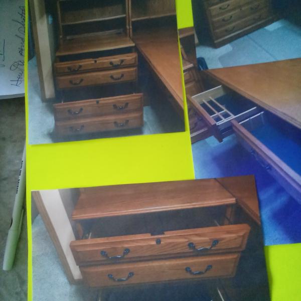 Photo of 7 piece oak deskset