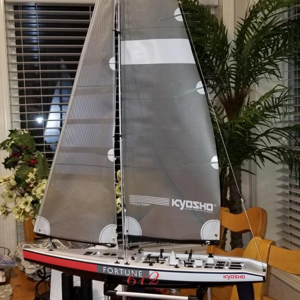 Photo of Kyosho Fortune 612-III, RC Sailboat