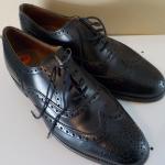 Black Men's Leather Wing tip shoes by " James Warwick". sz. 9.5