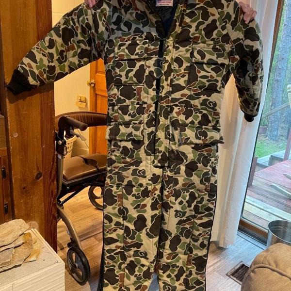 Photo of Insulated water resistant camouflage coveralls