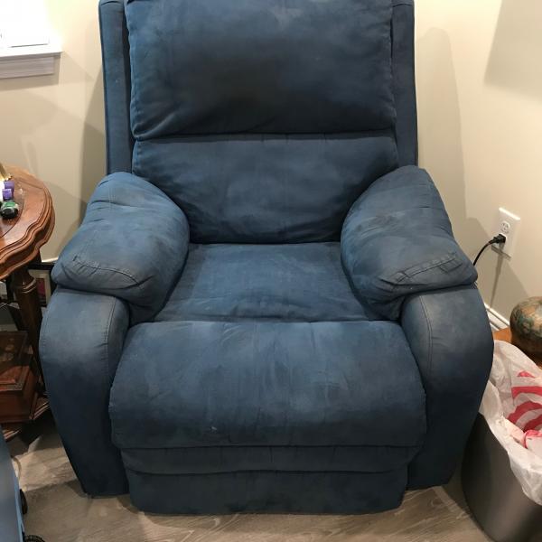Photo of Electric Recliner 