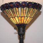STAINED GLASS FLOOR LAMP TORCHERE STYLE