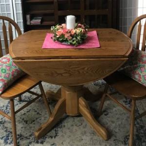 Photo of Oak Table and two Chairs