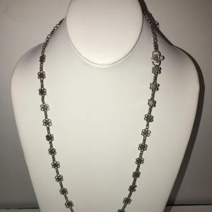Photo of 1969 Sterling Daisy Necklace