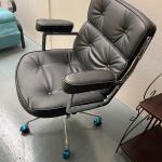 Mid Century design Office chair