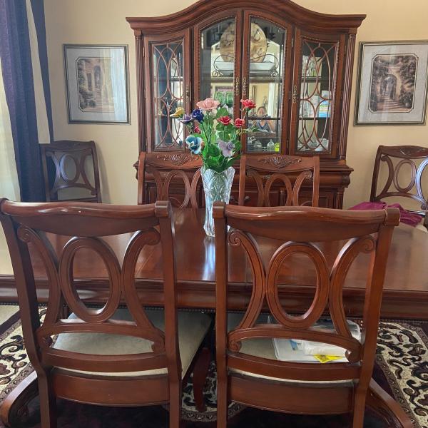 Photo of Dining table