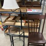 D25- Glass side table with attached Lamp and chair