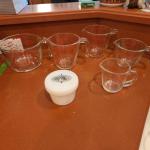Pyrex Measuring Cups & Anchor Hocking Drippings Jar Lot