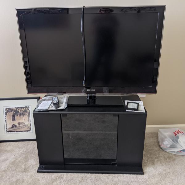 Photo of 43" Samsung TV and Stand