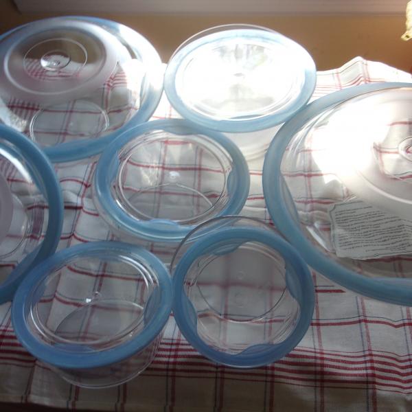Photo of Grab-N-Seal Plastic Bowls-7 Piece