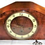 Vintage Westminster Chime Mantel Clock - w/ Key and Pendulum