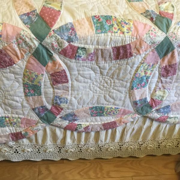Photo of Comforter, twin size