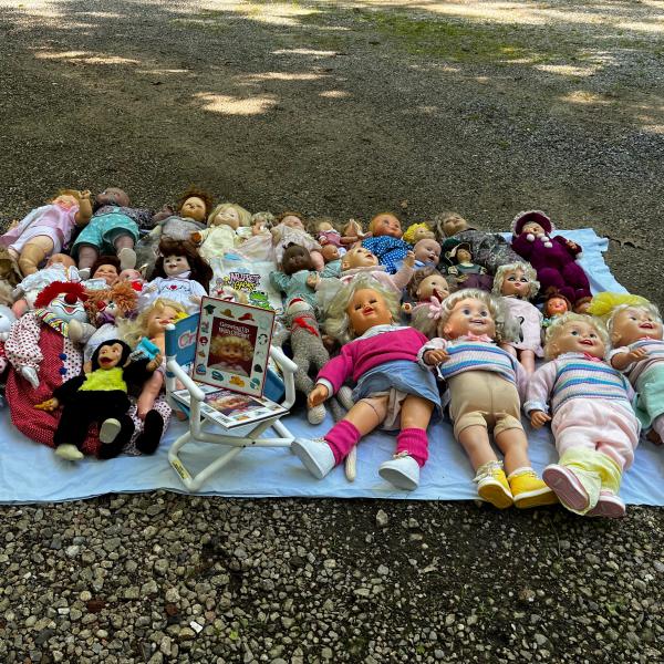Photo of vintage doll lot