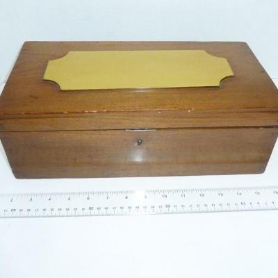 Photo of #65 Antique box -www.bidtowinnh.com