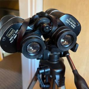 Photo of Binoculars with tripod