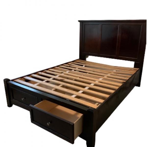 Photo of Queen-Size Bed w Storage 